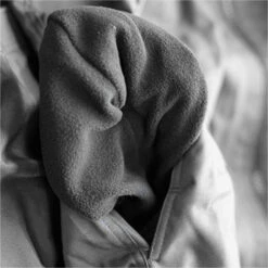 Northcore Beach Basha Pro 4 Season Changing Robe / Poncho -Marine Sports Gear 24279 202220Northcore20Beach20Basha20Pro20420Season20Changing20Robe20NOCO24J20 20Black20Close20Up204.2000x2000