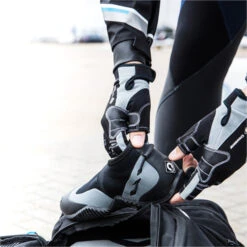 Crewsaver Granite 3mm Neoprene Shoes -Marine Sports Gear 25260 202320Crewsaver20Granite203mm20Neoprene20Shoes206943201.2000x2000