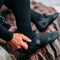 Mystic Marshall 5mm Split Toe Boots -Marine Sports Gear 31739 202220Mystic20Marshall205mm20Split20Toe20Boots2020003620 20Black20worn.2000x2000