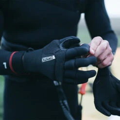 Mystic Marshall 3mm Precurved Neoprene Gloves -Marine Sports Gear 31755 202220Mystic20Marshall203mm20Precurved20Neoprene20Gloves2020004620 20Black20222.2000x2000