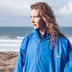 Gul Evorobe Changing Robe -Marine Sports Gear 32266 202320GUL20Evorobe20Hooded20Changing20Robe20AC012820 20Blue20Lifestyle201.2000x2000