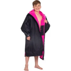 Advance Junior Short Sleeve Change Robe V3 -Marine Sports Gear 35744 202320Dryrobe20Advance20Junior20Short20Sleeve20Premium20Outdoor20Changing20Robe20Poncho20DR10020 20Black20Pink204.2000x2000