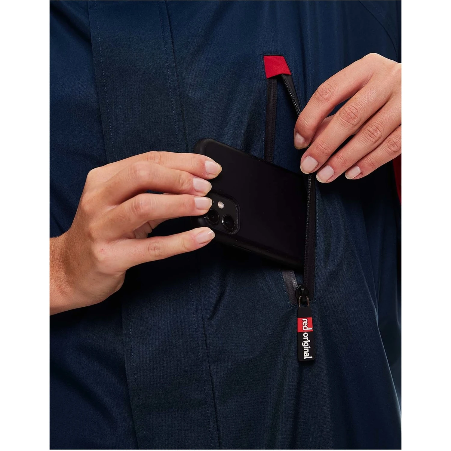 Red Paddle Co. Pro EVO 2.0 Short Sleeve Changing Robe 9 Red Paddle Co. Pro EVO 2.0 Short Sleeve Changing Robe - Image 7