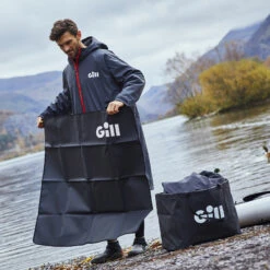 GILL Pull Out Change Mat And Wet Bag -Marine Sports Gear 39436 5026 Black 1.2000x2000