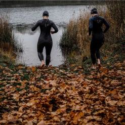 ORCA Womens Athlex Flow Triathlon Wetsuit -Marine Sports Gear 40832 202320Orca20Womens20Athlex20Flow20Triathlon20Wetsuit20MN54TT4220 20Silver20Total20Lifestyle201.2000x2000