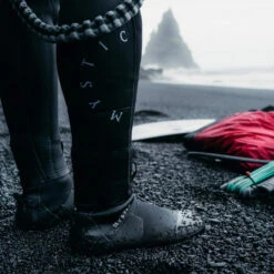 Mystic Supreme 7mm Split Toe Wetsuit Boot -Marine Sports Gear 42058 202220Mystic20Supreme203mm20Split20Toe20Wetsuit20Boot2035015.230032 20Black20Lifestyle202.2000x2000