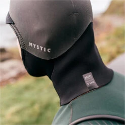Mystic Roam 3mm Long Wetsuit Hood -Marine Sports Gear 42085 202320Mystic20Roam203mm20Long20Wetsuit20Hood2035016.23001820 20Black20Lifestyle202.2000x2000
