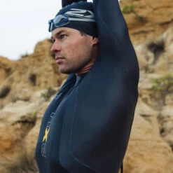 2XU Mens P:1 Propel Swim Wetsuit -Marine Sports Gear 42252 2023202XU20Mens20P120Propel20Triathlon20Wetsuit20MW4991c2020Black2020Ambition20Lifestyle204.2000x2000