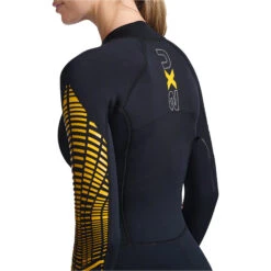 2XU Womens Propel Swim Run Wetsuit -Marine Sports Gear 42270 2023202XU20Womens20Propel20Swim20Run20Triathlon20Wetsuit20WW5480c20 20Black20Ambition20New20Back20Close20Up.2000x2000
