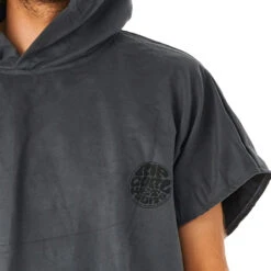Rip Curl Mens Surf Series Packable Change Robe / Poncho -Marine Sports Gear 42701 202320Rip20Curl20Mens20Surf20Series20Packable20Change20Robe2020Poncho20007MTO20 20Black20Close20Up.2000x2000