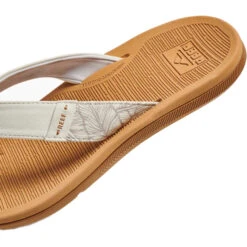 Reef Womens Santa Ana Flip Flops -Marine Sports Gear 42706 202320Reef20Womens20Santa20Ana20Flip20Flops20CI713020 20Cloud20Detail204.2000x2000