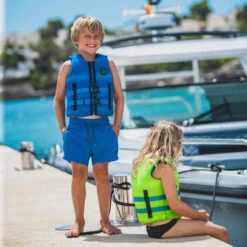 JOBE Junior Neoprene Life Vest -Marine Sports Gear 43257 202320Jobe20Junior20Neoprene20Life20Vest2024492101220 20Blue20Lifestyle202.2000x2000