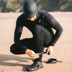Session 7mm Round Toe Wetsuit Boots 11 Session 7mm Round Toe Wetsuit Boots -Marine Sports Gear 44225 202320C Skins20Session207mm20Round20Toe20Boots20C BOSE7RT20 20Black20Charcoal20Lifestyle201.2000x2000
