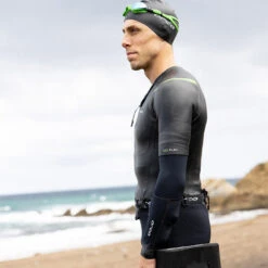 ORCA Mens Aesir Flex Swimrun Wetsuit -Marine Sports Gear 44974 202320Orca20Mens20Aesir20Flex20Men20Swimrun20Wetsuit20MN33050120 20Black20Lifestyle201.2000x2000