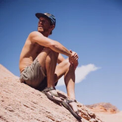 Teva Mens Hurricane Drift Huemix Sandals -Marine Sports Gear 45260 202320Teva20Mens20Hurricane20Drift20Huemix20Sandals20113541020 20Olive20Swirl20Lifestyle.2000x2000