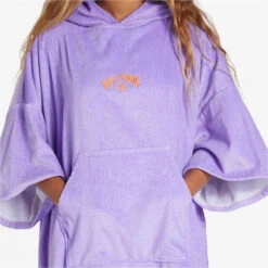 Billabong Womens Hooded Towel Change Robe / Poncho -Marine Sports Gear 45534 202320Billabong20Womens20Hooded20Towel20Change20Robe20Poncho20ABJAA0016920 20Lilac20Breeze20Close20Up.2000x2000