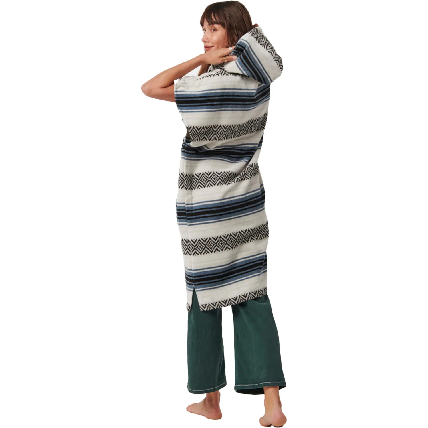 Slowtide Oso Hooded Towel Change Robe / Poncho 4 Slowtide Oso Hooded Towel Change Robe / Poncho - Image 2
