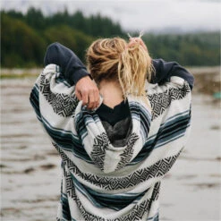 Slowtide Oso Hooded Towel Change Robe / Poncho 15 Slowtide Oso Hooded Towel Change Robe / Poncho -Marine Sports Gear 45971 202320Slowtide20Oso20Hooded20Towel20Change20Robe20Poncho20ST3220 20White207.2000x2000