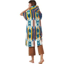 Slowtide York Hooded Towel Change Robe / Poncho -Marine Sports Gear 45980 202320Slowtide20York20Hooded20Towel20Change20Robe20Poncho20ST10920 20Multi202.2000x2000