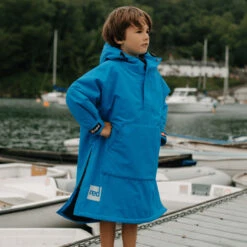 Red Paddle Co. Junior Dry Changing Poncho -Marine Sports Gear 46257 202420Red20Paddle20Co20Junior20Dry20Changing20Poncho200020090060120 20Marine204.2000x2000