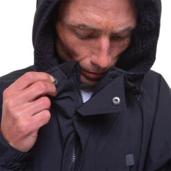 Red Paddle Co. Pro Evo X Long Sleeve Change Robe / Poncho -Marine Sports Gear 46262 202420Red20Paddle20Co20Pro20Evo20X20Long20Sleeve20Changing20Robe2000200900620 20Stealth20Black2010.2000x2000