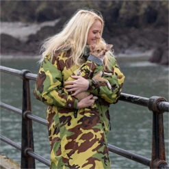 Advance Long Sleeve Change Robe And Dog Robe -Marine Sports Gear 46411 202320Dryrobe20Dog20Robe20DRDR120 20Camo20Grey20LS.2000x2000
