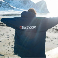 Northcore Beach Basha Pro 4 Season Changing Robe 10 Northcore Beach Basha Pro 4 Season Changing Robe -Marine Sports Gear Blue NOCO24J 4.2000x2000